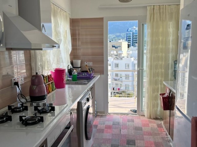 GİRNE MERKEZ'DE SATILIK 2+1 FULL EŞYALI DAİRE