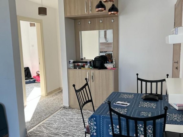 GİRNE MERKEZ'DE SATILIK 2+1 FULL EŞYALI DAİRE