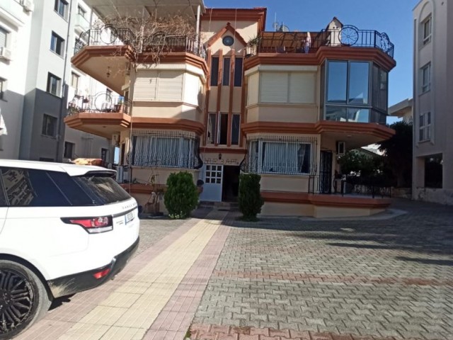 Flat For Sale in Girne Merkez, Kyrenia