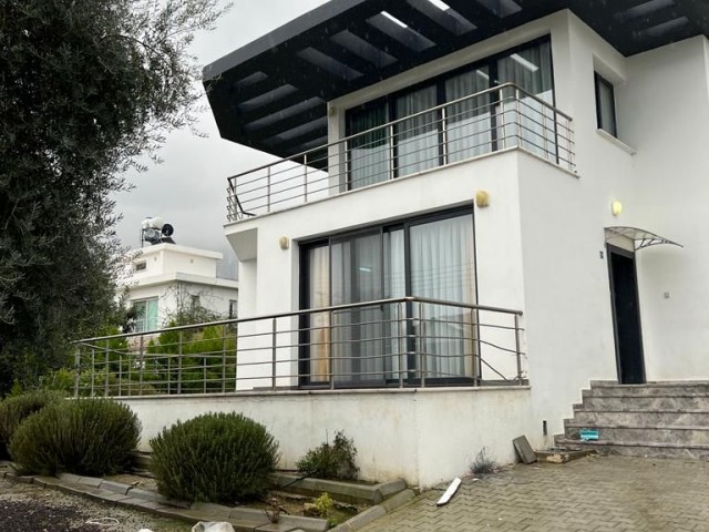 Villa To Rent in Zeytinlik, Kyrenia