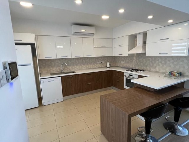 Flat To Rent in Girne Merkez, Kyrenia