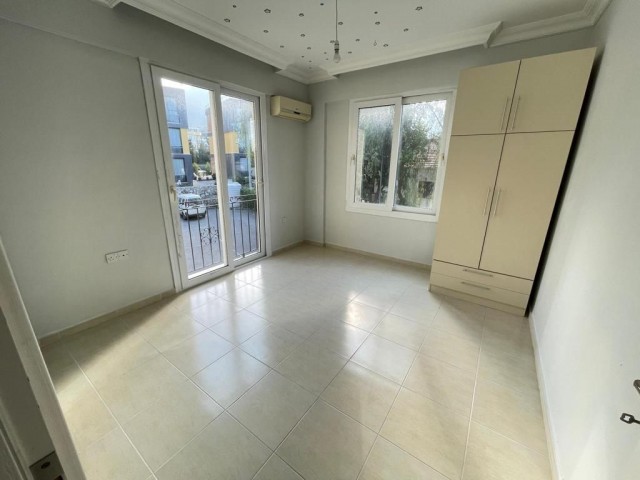 KIBRIS GİRNE ALSANCAK'TA HAVUZLU SİTE İÇİNDE SATILIK 3+1 DAİRE 