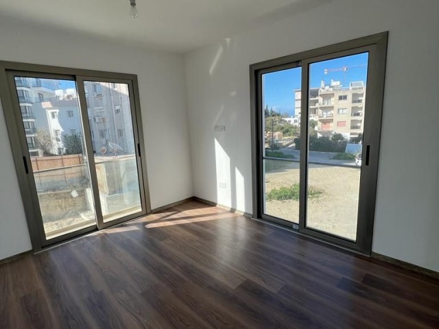 2+1 FLATS FOR SALE IN CYPRUS GIRNE CENTER