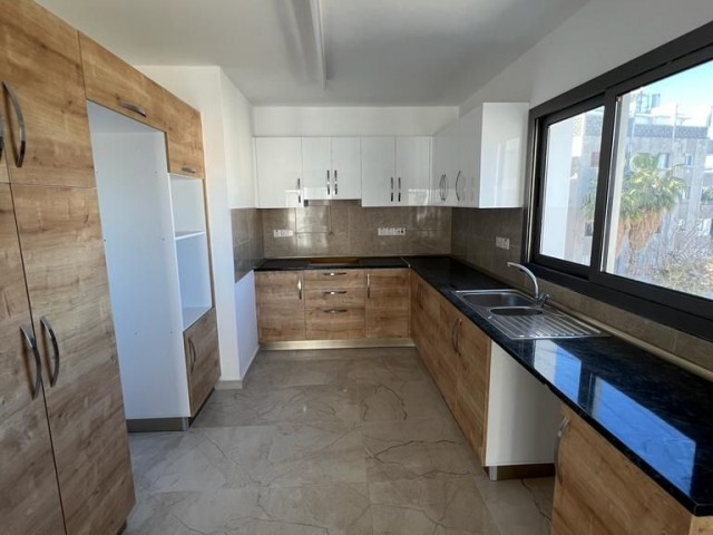 2+1 FLATS FOR SALE IN CYPRUS GIRNE CENTER