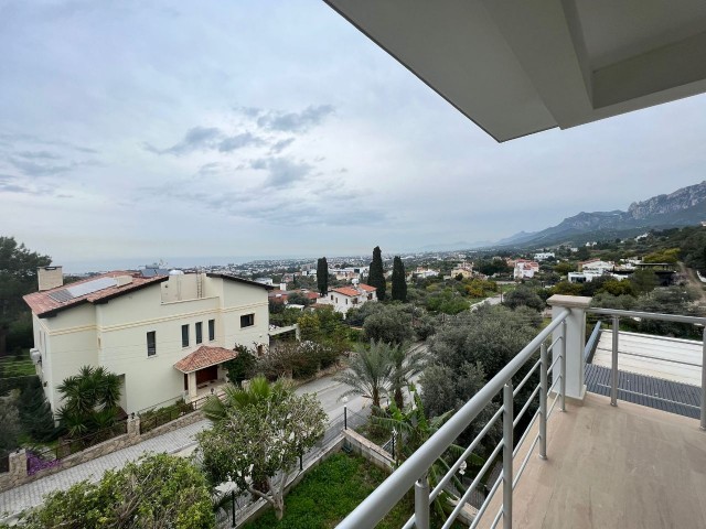 4+2 TRIPLEX-VILLA ZU VERKAUFEN MIT ATEMBERAUBENDEM BERGBLICK UND MEERBLICK IN ZYPERN GIRNE EDREMIT INNERHALB VON 1 DEZ. GRUNDSTÜCK