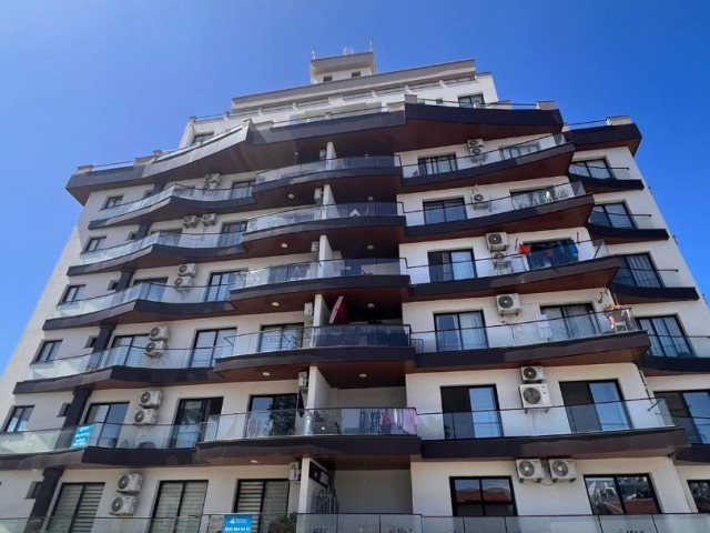 3+1 FLAT FOR SALE IN CYPRUS GIRNE CENTER