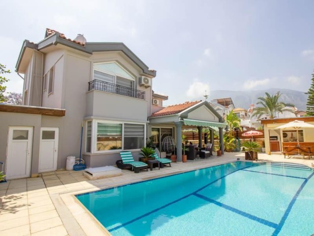 3+1 VILLA WITH PRIVATE POOL FOR SALE IN CYPRUS GİRNE DOĞANKOY 