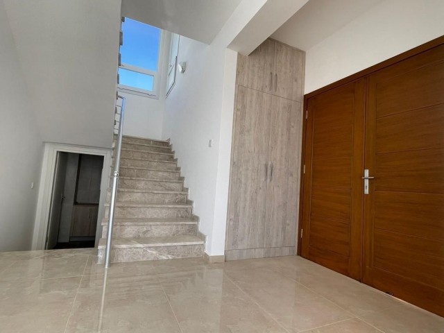 3+1 LUXURIOUS VILLA WITH MOUNTAIN AND SEA VIEW FOR SALE IN CYPRUS GIRNE YESILTEPE