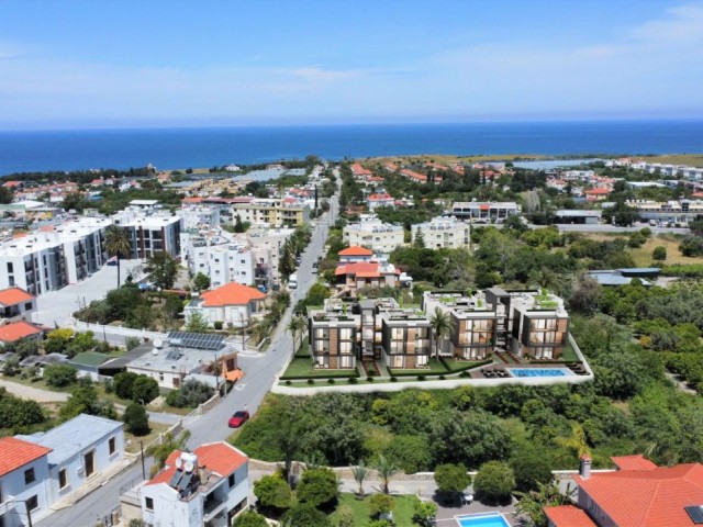 2+1 LUXURIOUS FLATS FOR SALE IN ALSANCAK, CYPRUS, WITH POOL, CLOSED PARKING AND ELEVATOR, OPTIONS WITH PRIVATE GARDEN OR TERRACE