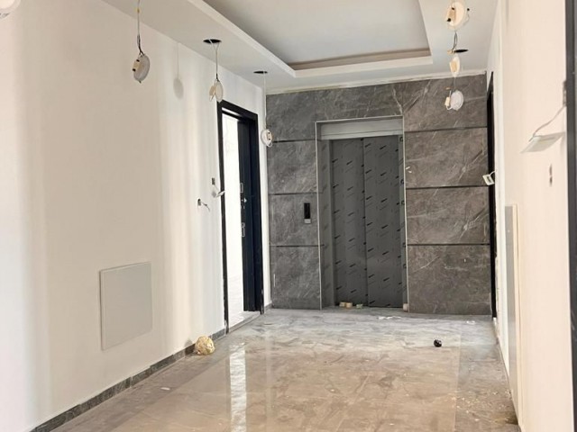 2+1 FLAT FOR SALE IN KYRENIA CENTER