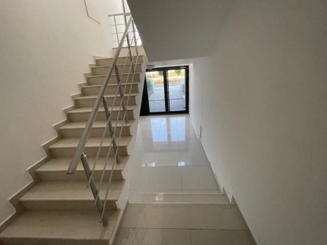 2+1 FLAT FOR SALE IN GIRNE ALSANCAK AREA; WALKING DISTANCE TO THE SEA, IN THE SITE, WITH A LARGE GARDEN