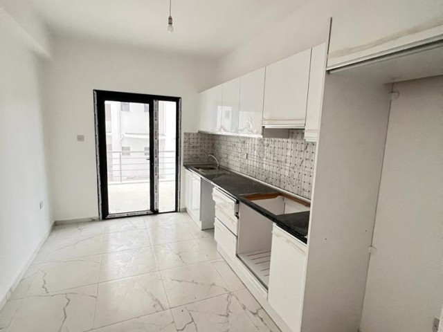 READY TO MOVE IN 3+1 FLAT FOR SALE IN CYPRUS KYRENIA LAPTA REGION