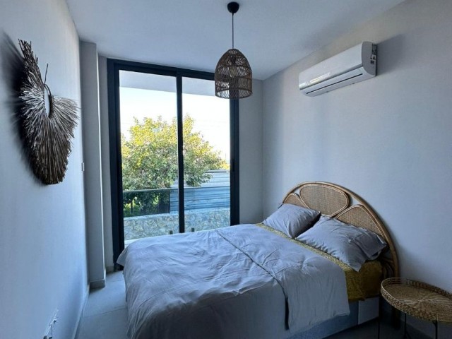 4+1 LUXUS-DUPLEX-WOHNUNG ZUM VERKAUF IN EINEM GRUNDSTÜCK MIT POOL IN ZYPERN GIRNE ALSANCAK