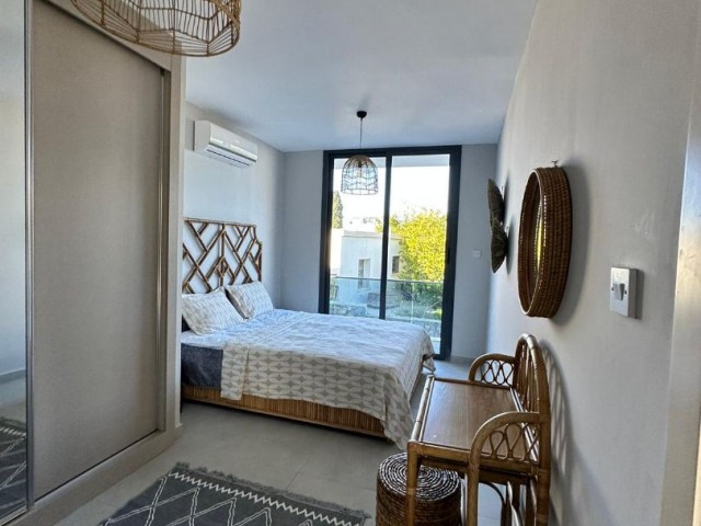 4+1 FLATS FOR SALE IN CYPRUS GIRNE ALSANCAK REGION WITH CLOSED PARKING PARKING, TERRACE, MOUNTAIN, SEA VIEW, TURN KEY AFTER 50% PAYMENT, 12 MONTHS MAINTENANCE.