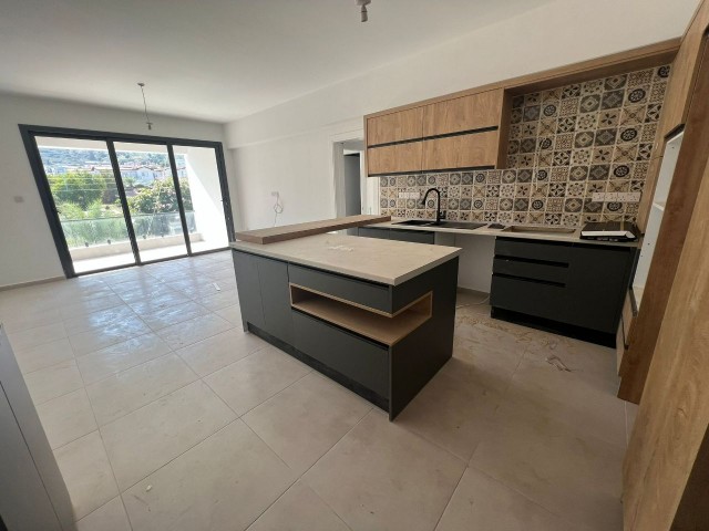 2+1 FLAT FOR SALE WITH MASTER BATHROOM IN CYPRUS GIRNE ALSANCAK AREA