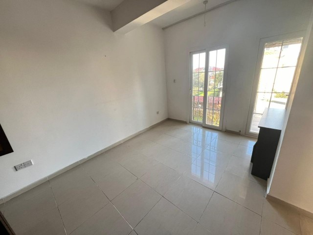 2+1 VILLA ZUM VERKAUF IN ZYPERN GIRNE DOĞANKÖY AUF EINEM 630 M2 GRUNDSTÜCK