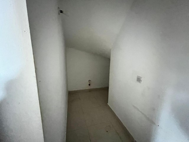 2+1 VILLA ZUM VERKAUF IN ZYPERN GIRNE DOĞANKÖY AUF EINEM 630 M2 GRUNDSTÜCK