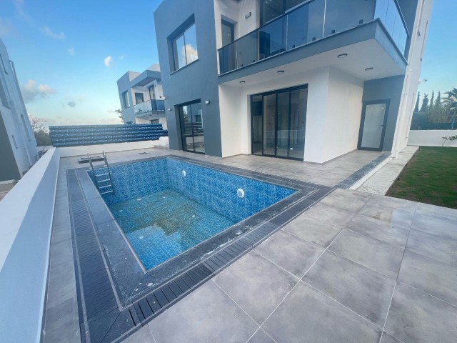 4+1 LUXURY VILLA WITH PRIVATE POOL FOR SALE IN CYPRUS GIRNE KARŞIYAKA