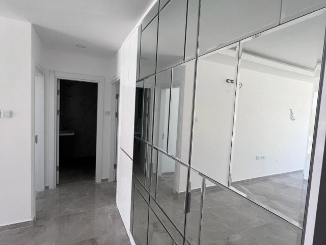 2+1 FLATS FOR SALE IN CYPRUS KYRENIA CENTER WITH GENERATOR AND CLOSED PARKING PARKING