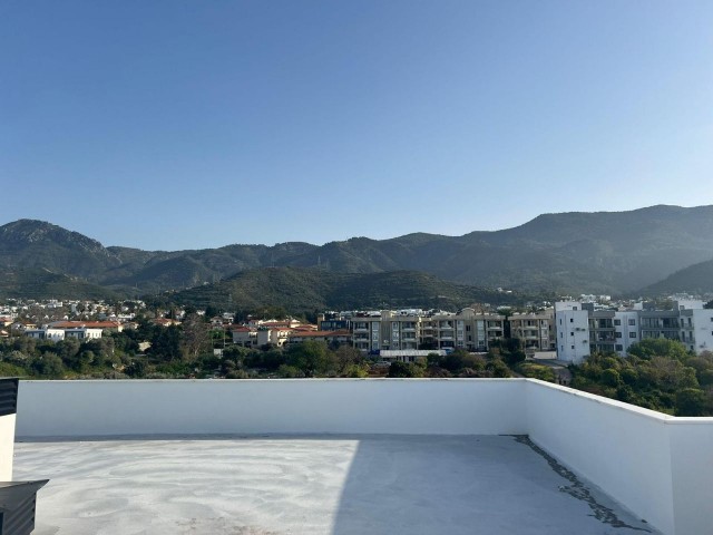 2+1 FLAT FOR SALE WITH MOUNTAIN AND SEA VIEW, WITHIN A SITE WITH POOL IN CYPRUS GIRNE ALSANCAK REGION, WITH SPECIAL PAYMENT PLAN