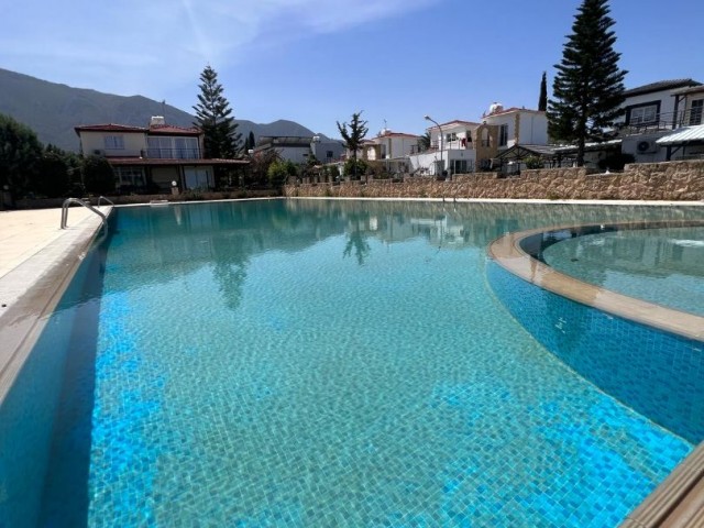 3+1 VILLA ZUM VERKAUF IN EINEM KOMPLEX MIT POOL IN ZYPERN GIRNE DOĞANKÖY