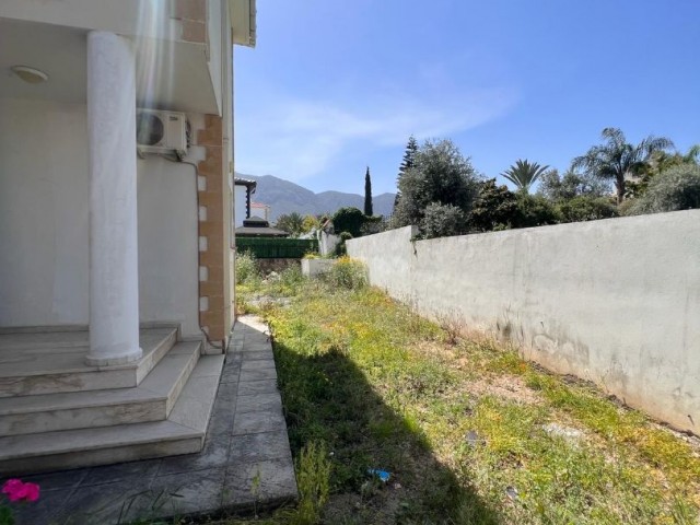 3+1 VILLA ZUM VERKAUF IN EINEM KOMPLEX MIT POOL IN ZYPERN GIRNE DOĞANKÖY