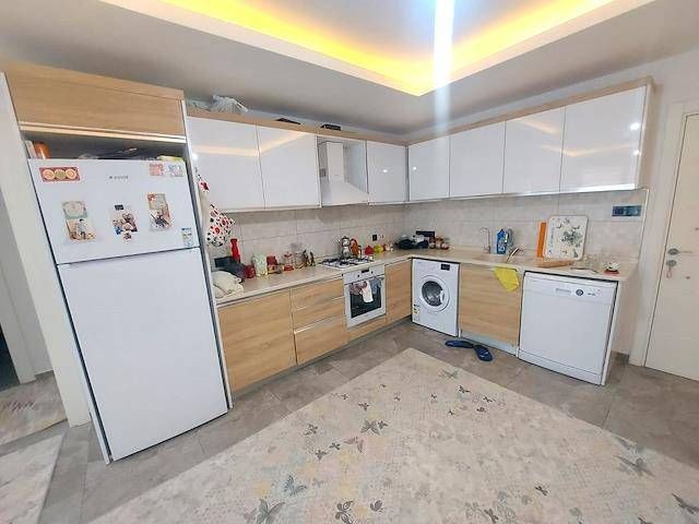 KIBRIS GİRNE MERKEZ'DE FULL EŞYALI TÜM MASRAFLARI ÖDENMİŞ SATILIK 2+1 DAİRE