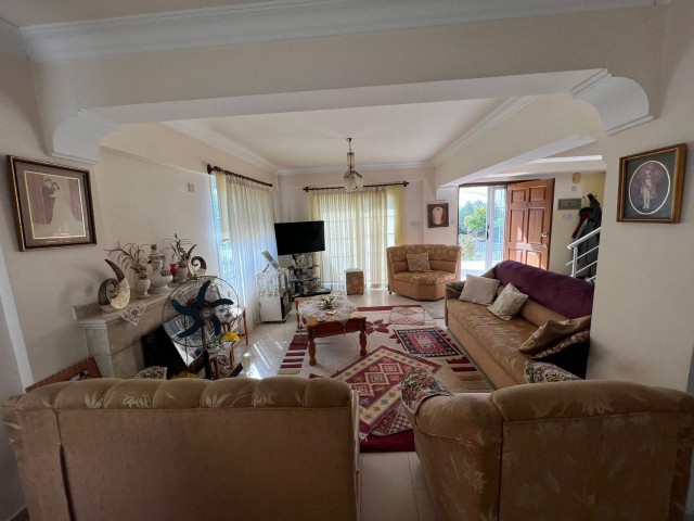 FULLY FURNISHED 3+1 VILLA FOR SALE IN CYPRUS GIRNE ALSANCAK REGION WITHIN A 700 m2 AREA SURROUNDED BY FRUIT TREES