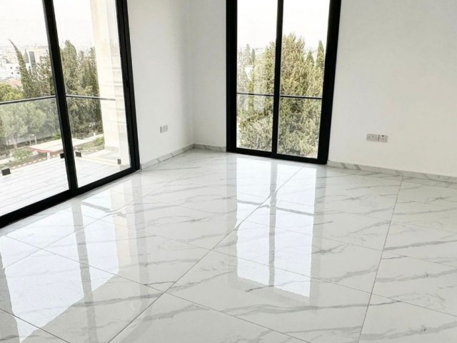 2+1 FLAT FOR SALE IN NICOSIA YENIŞEHİR WITH MASTER BATHROOM AND FULL CITY VIEW