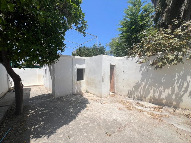 3+1 DETACHED HOUSE FOR SALE IN CYPRUS KYRENIA CENTER THAT YOU CAN USE AS A WORKPLACE OR RESIDENCE