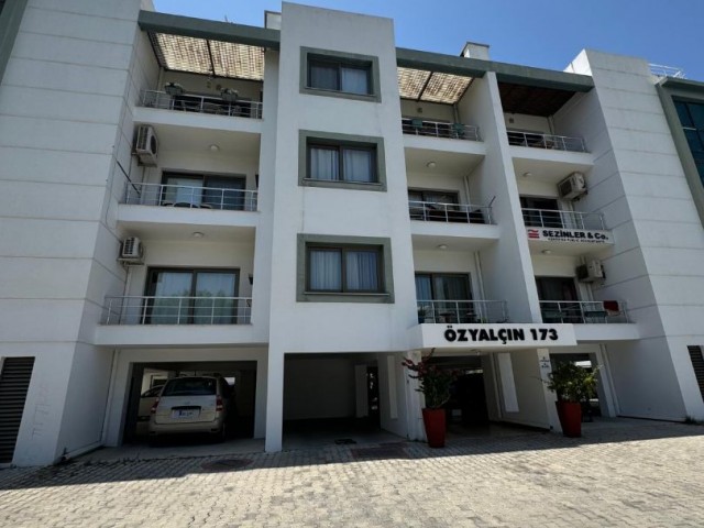 GİRNE MERKEZ'DE KİRALIK 2+1 DAİRE 