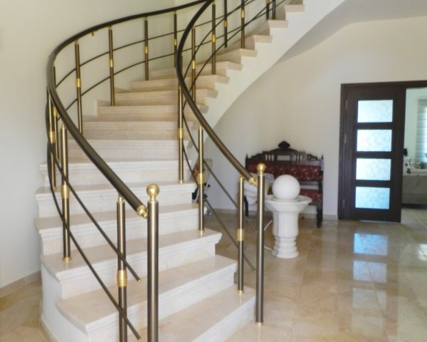 Villa For Sale in Alsancak, Kyrenia