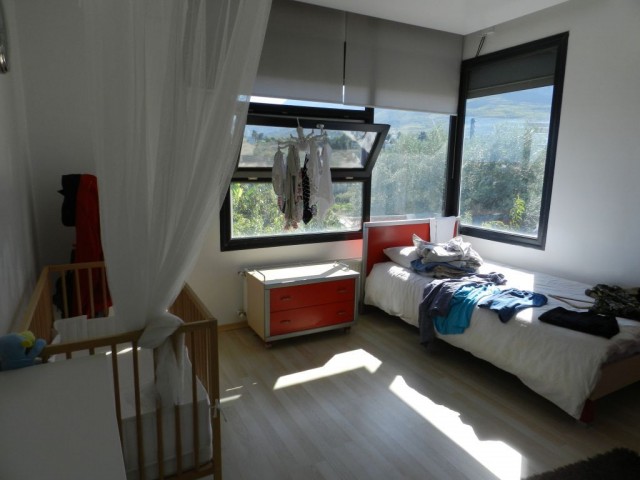 Zeytinlik'te 4+1 Satılık villa