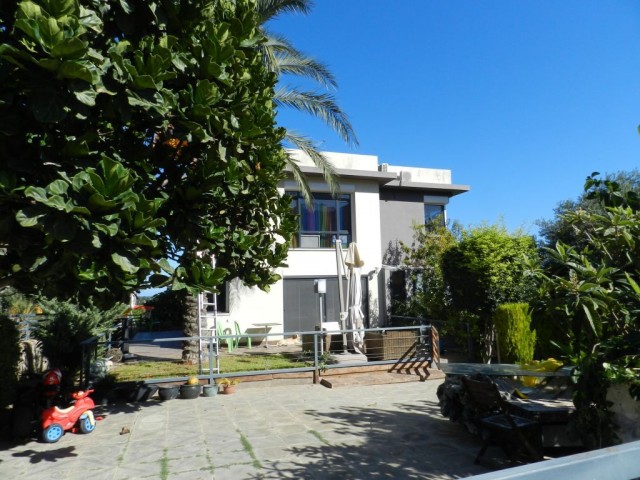 Villa For Sale in Zeytinlik, Kyrenia