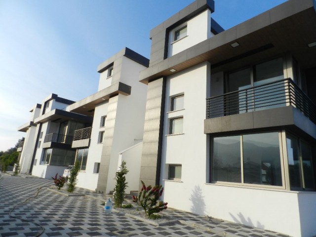 3 +1 twin villas for sale in Alsancak ** 