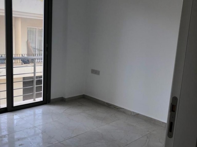 Flat To Rent in Girne Merkez, Kyrenia