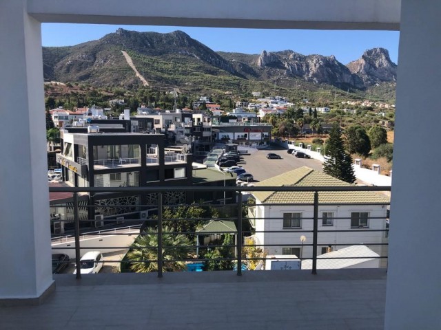 Flat To Rent in Girne Merkez, Kyrenia