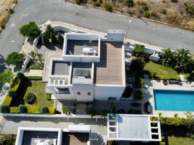 Luxury villa with multi-featured Turkish title deed for sale in the Zeytinlik area in the heart of Kyrenia! Turkish Title Deed Detached title deed Vat has been paid in accordance with the loan ** 