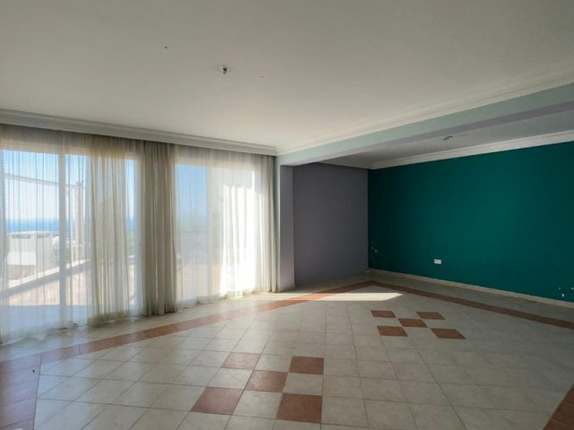 900m2 arsa mükemmel manzara eziç arkasi 5+2 villa