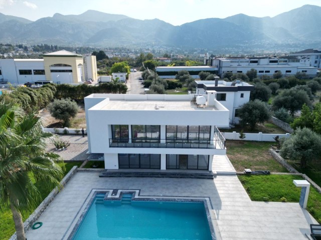 5+1 VILLA FOR SALE IN ÇATALKÖY