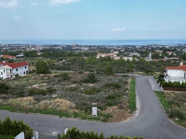 Residential Zoned Plot For Sale in Çatalköy, Kyrenia