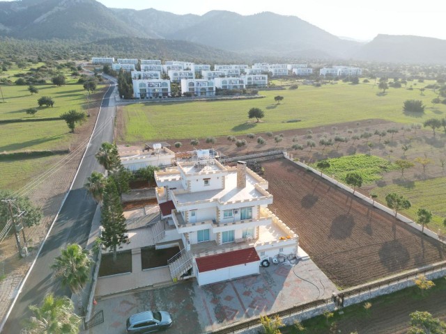 2,5 DONUM LAND HOUSE 450M2 SEA WALKING DISTANCE