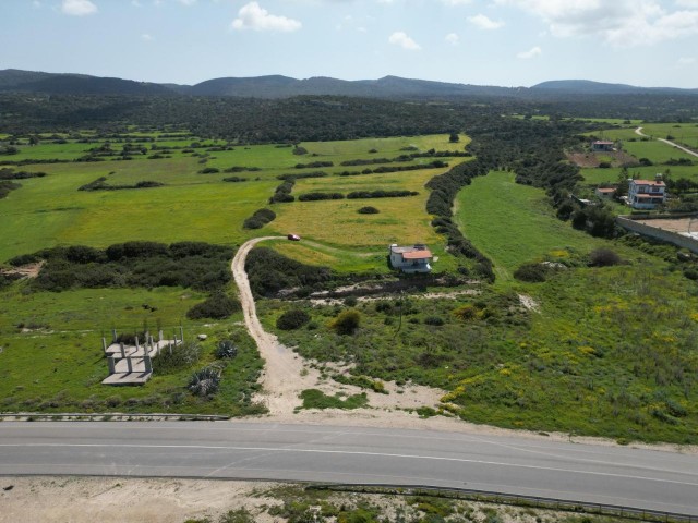 ganz in der Nähe des Karpaz Gate Yachthafens hervorragende Aussicht auf das Meer 