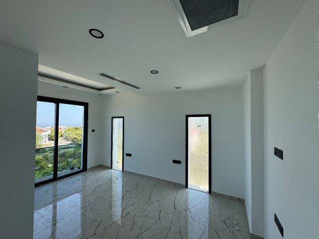 Each floor 75m2 basement + pool