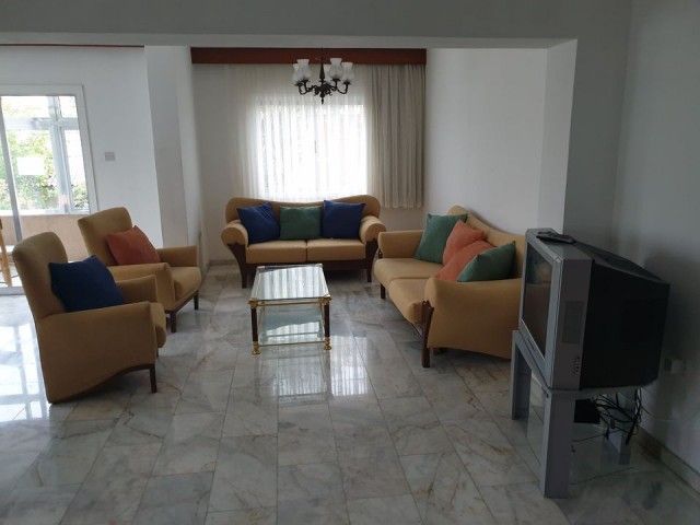 Flat To Rent in Köşklüçiftlik, Nicosia