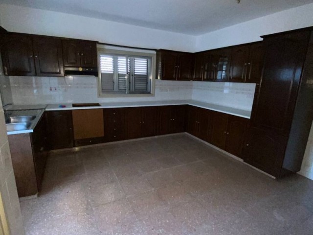 Flat To Rent in Kızılbaş, Nicosia