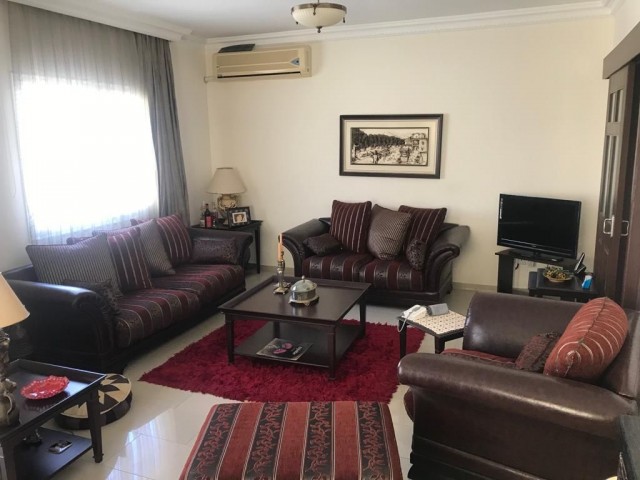 LEFKOŞA K.KAYMAKLI BÖLGESINDE SATILIK 3+1 DAİRE