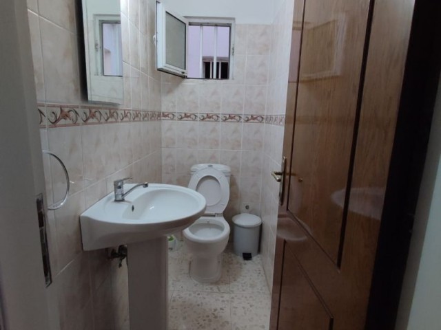 HAMİTKÖY  CADDE MUTFAK ARKASIDA 3+1 KİRALIK DAİRE