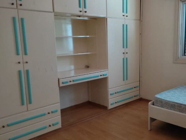 3+1 APARTMENT FOR RENT IN THE CENTRAL LOCATION OF KAYMAKLI ! ** 