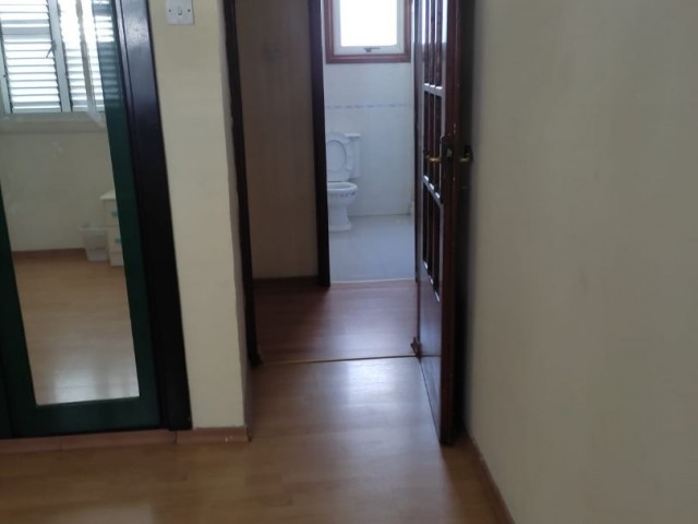 3+1 APARTMENT FOR RENT IN THE CENTRAL LOCATION OF KAYMAKLI ! ** 